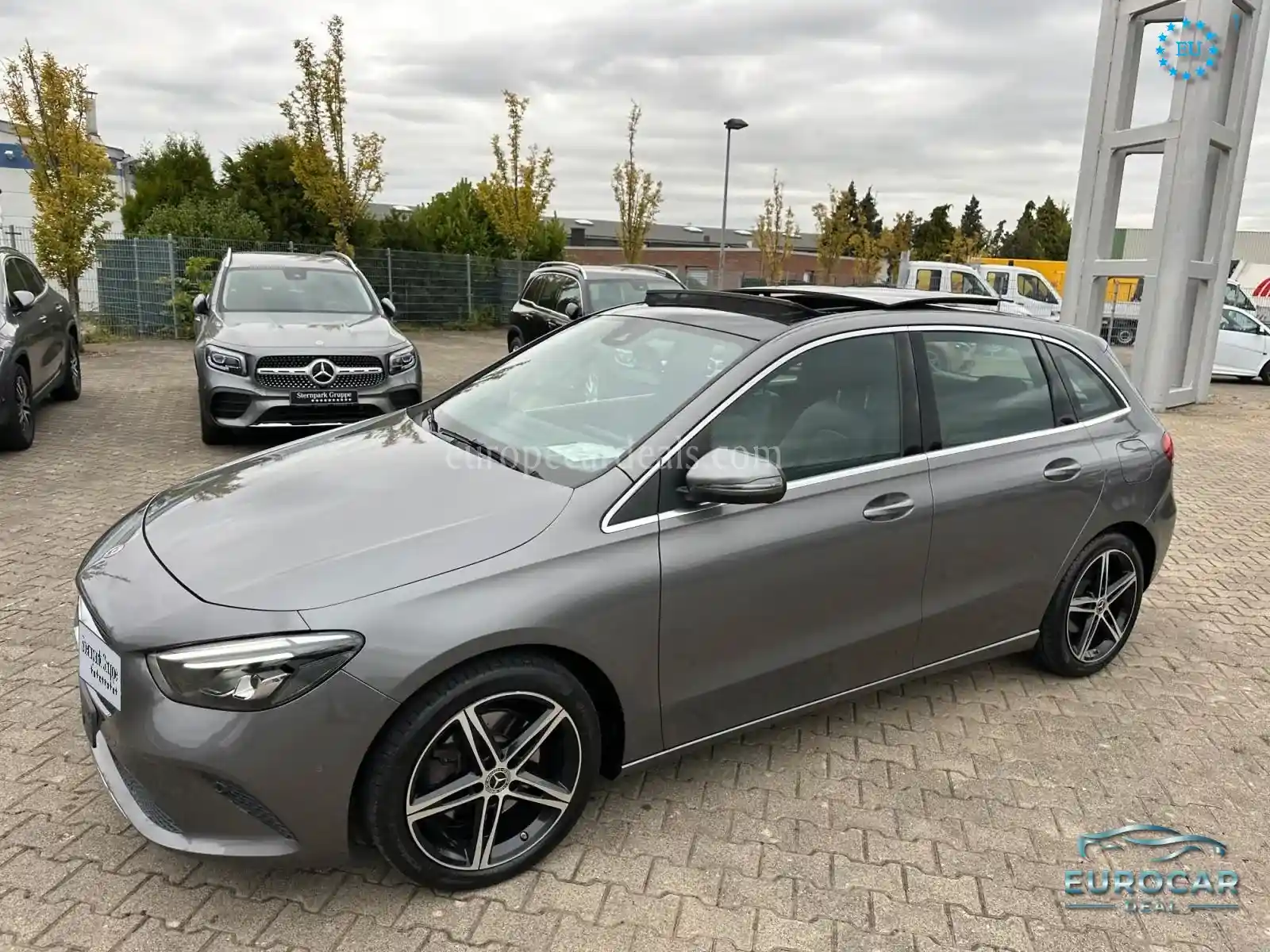 Mercedes-Benz B 200