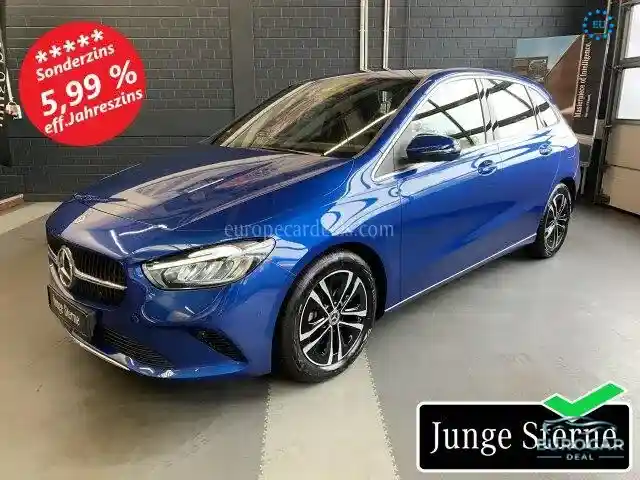 Mercedes-Benz B 180