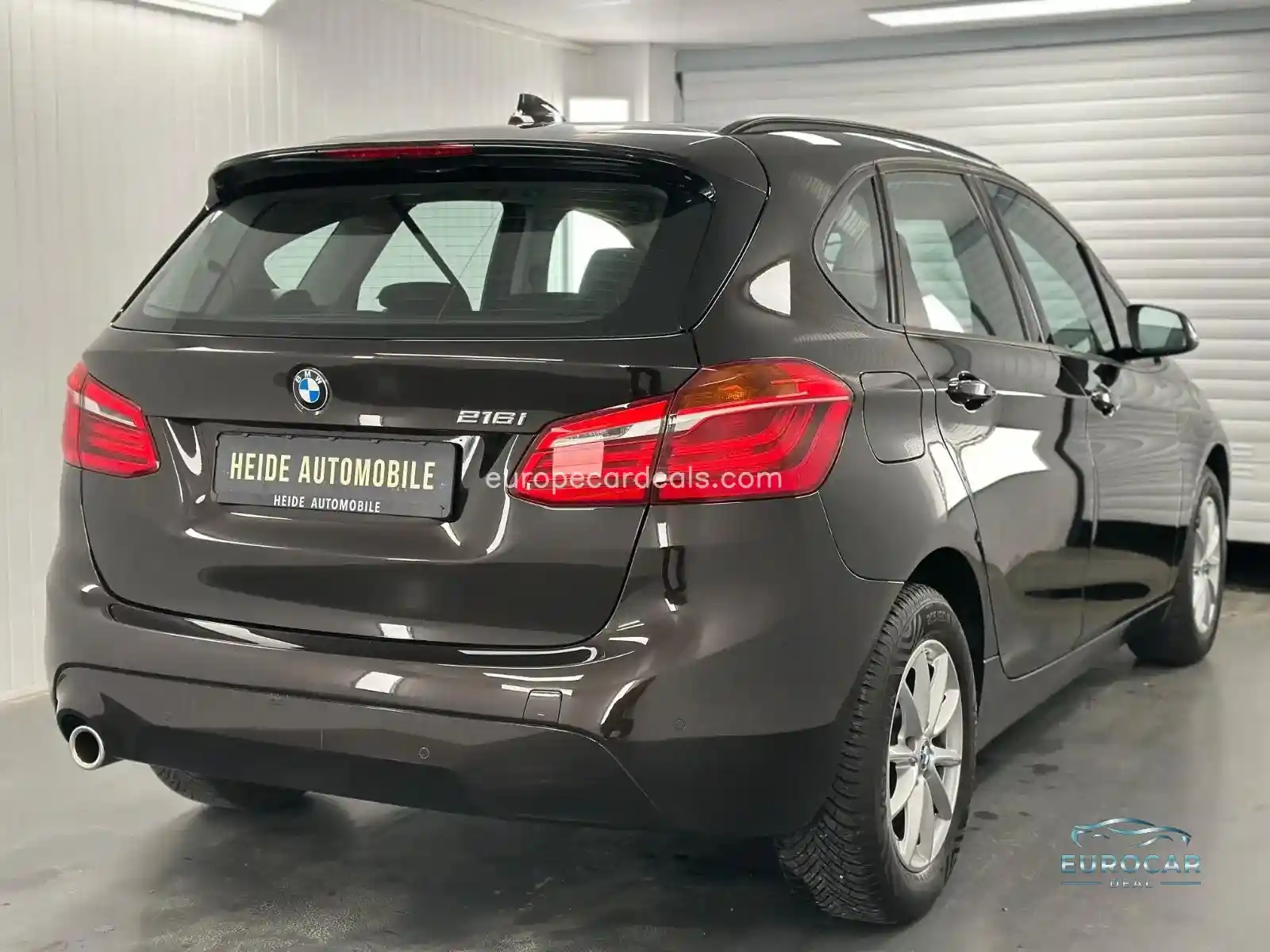BMW 216