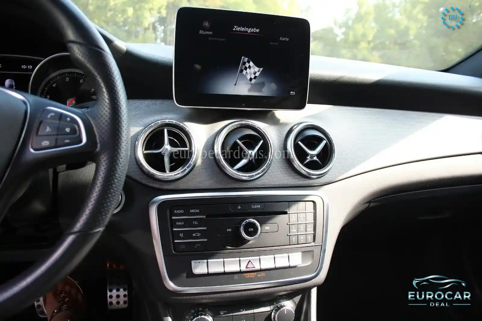 Mercedes-Benz CLA 180