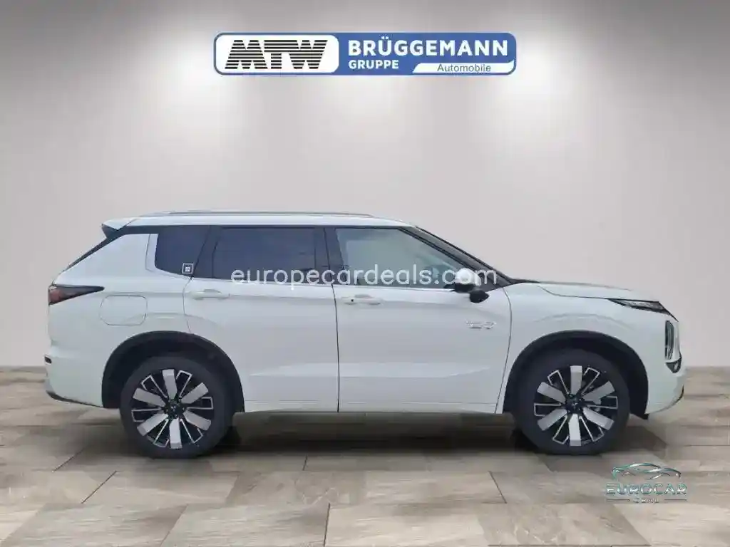 Mitsubishi Plug-in Hybrid Outlander