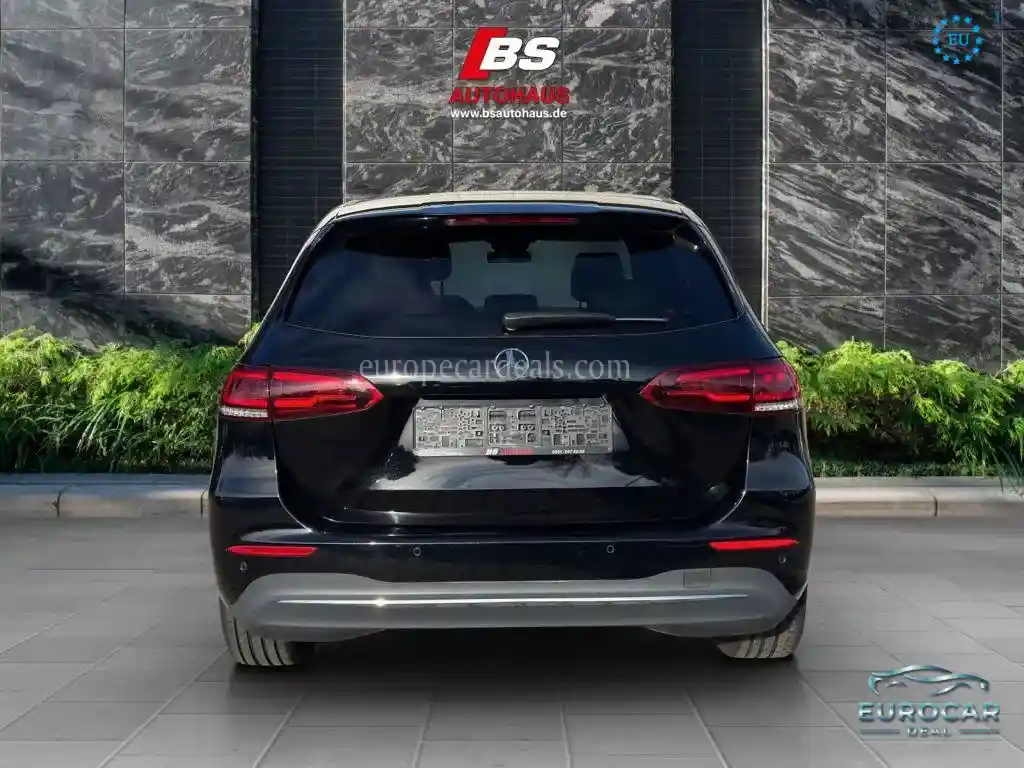 Mercedes-Benz B 220