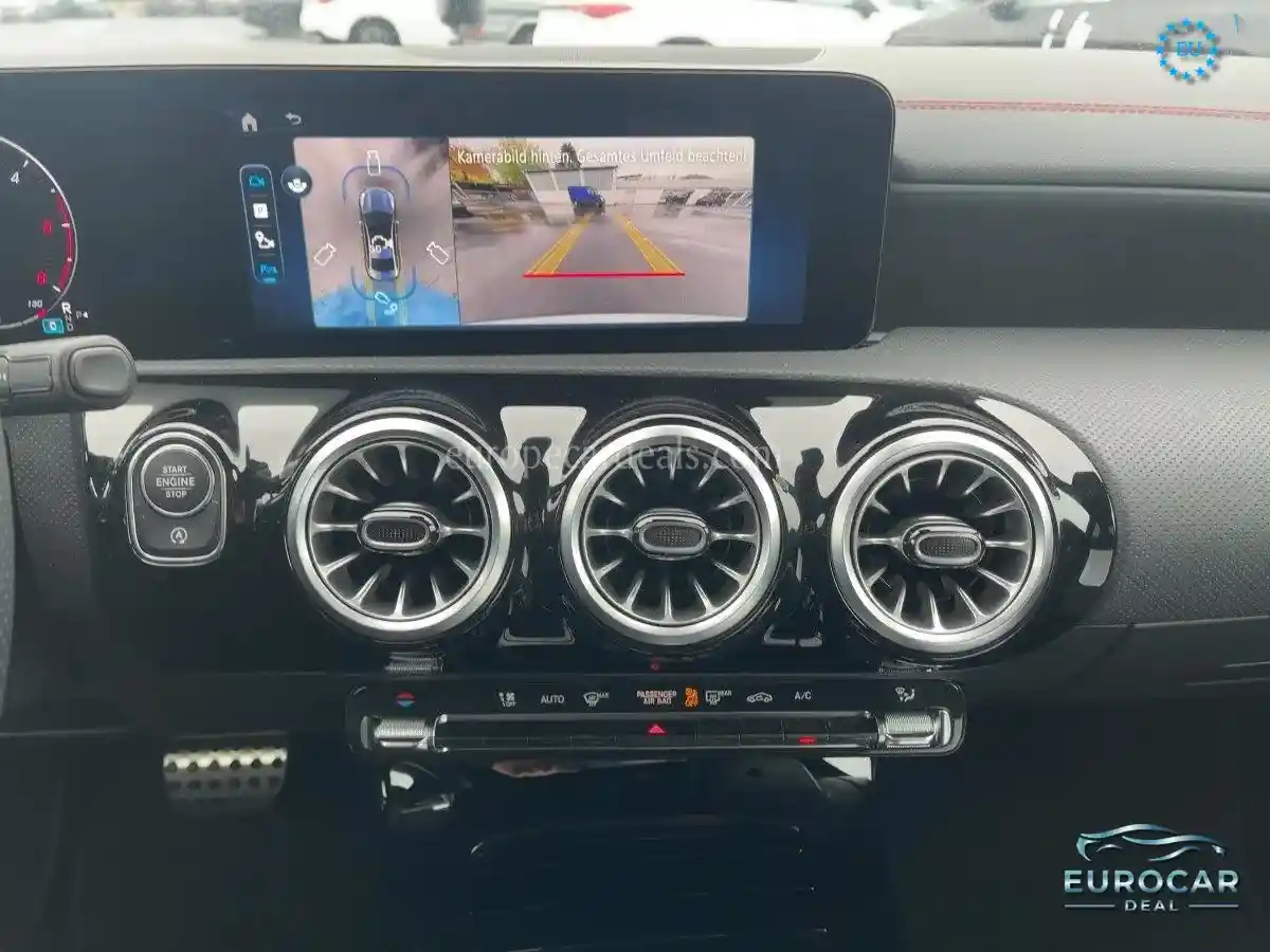 Mercedes-Benz CLA 220