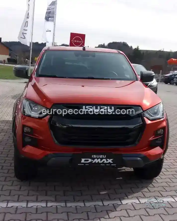 Double Cab 4WD Autm. V-Cross *AHK*