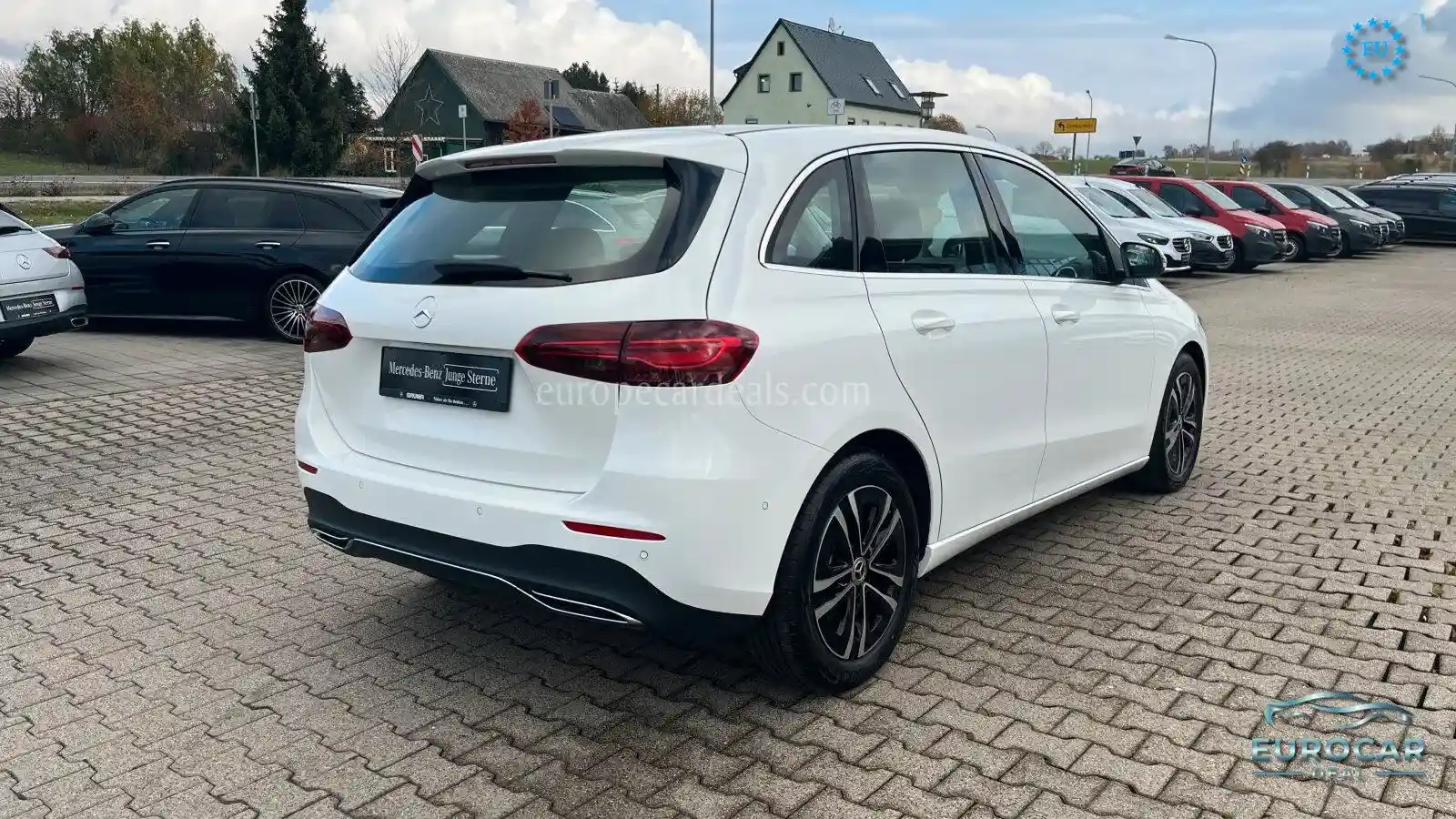 Mercedes-Benz B 180