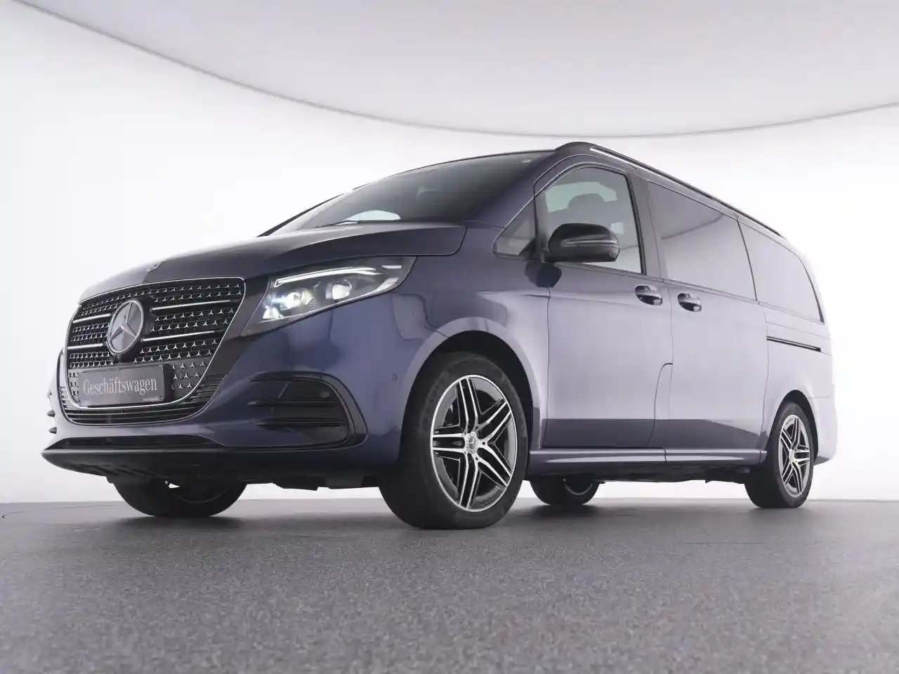Mercedes-Benz V 250