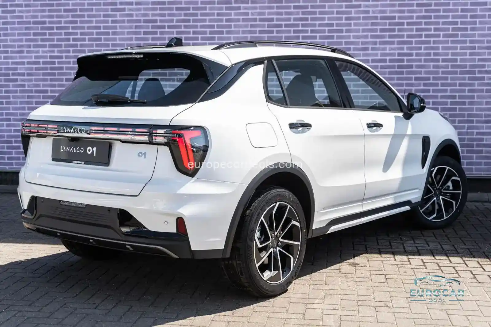 Lynk&Co 01