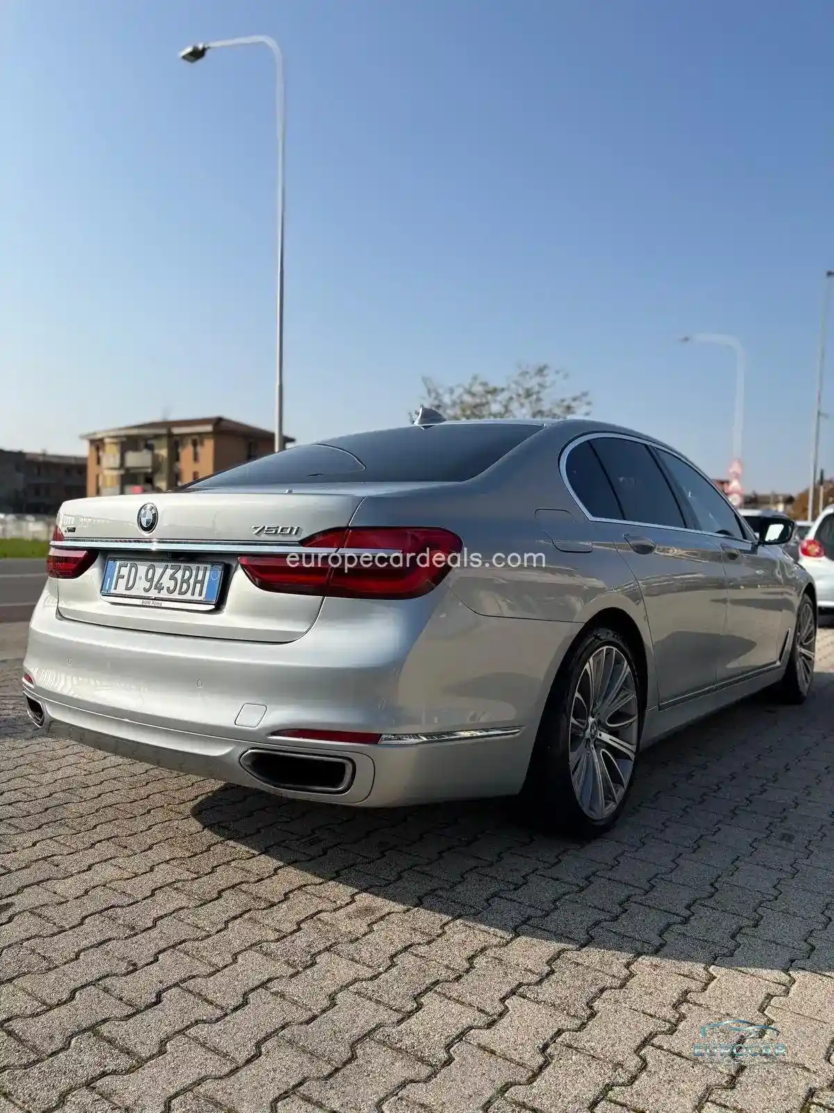 BMW 750