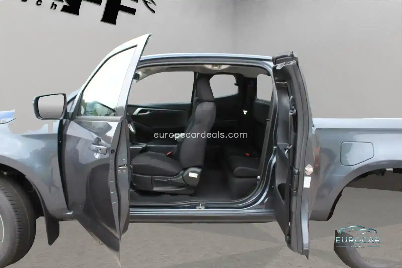 Space Cab 4×4 LS | VERFÜGBAR