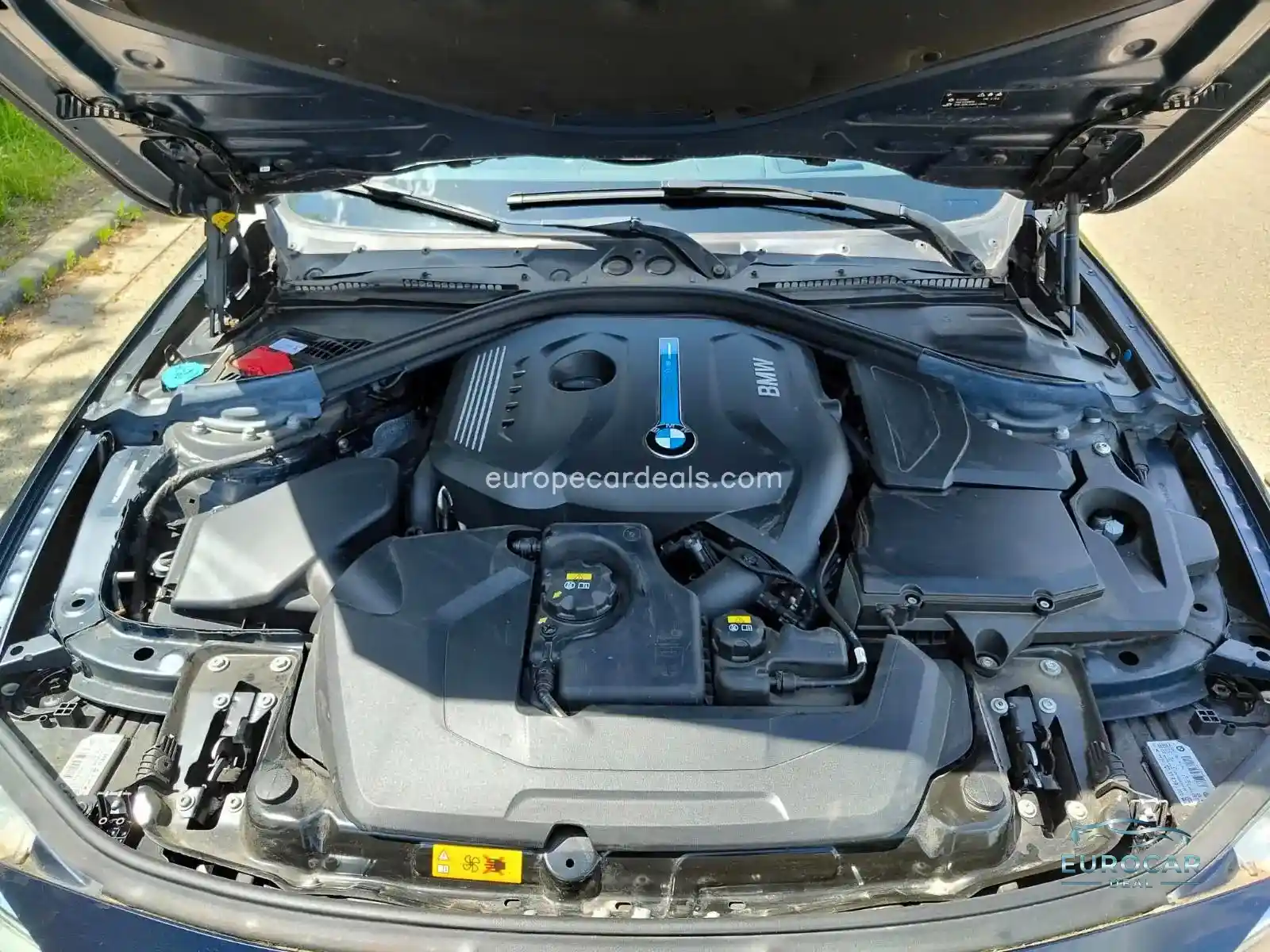 BMW 330