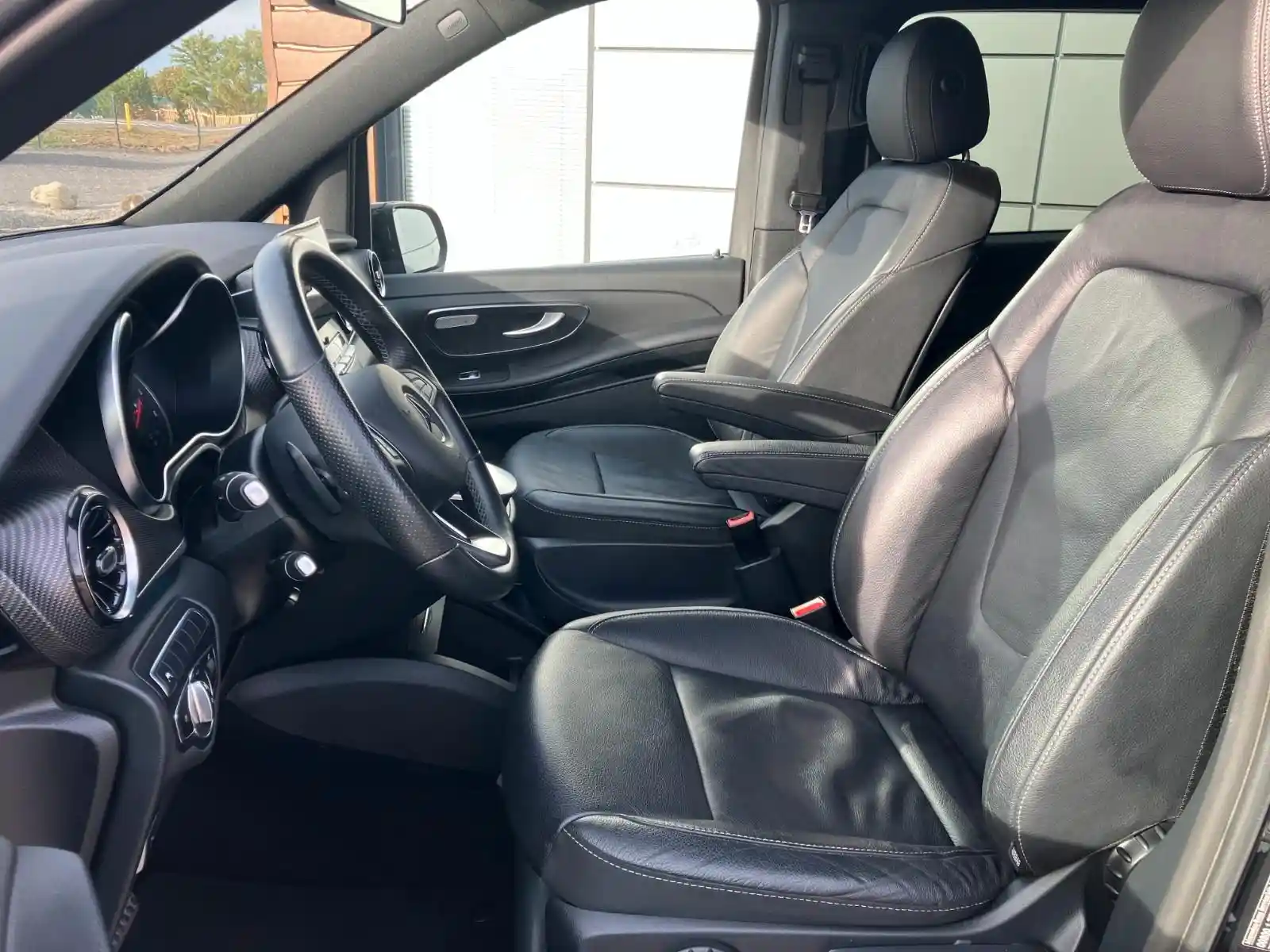 Mercedes-Benz V 250