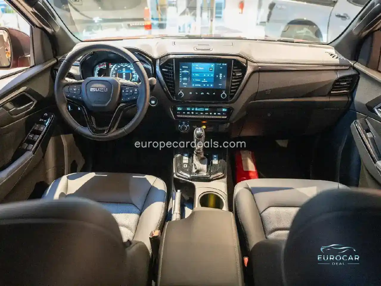 Double Cab 4WD V-CROSS – Neues Modell MJ24