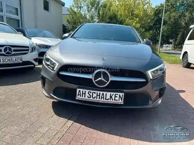 Mercedes-Benz A 180