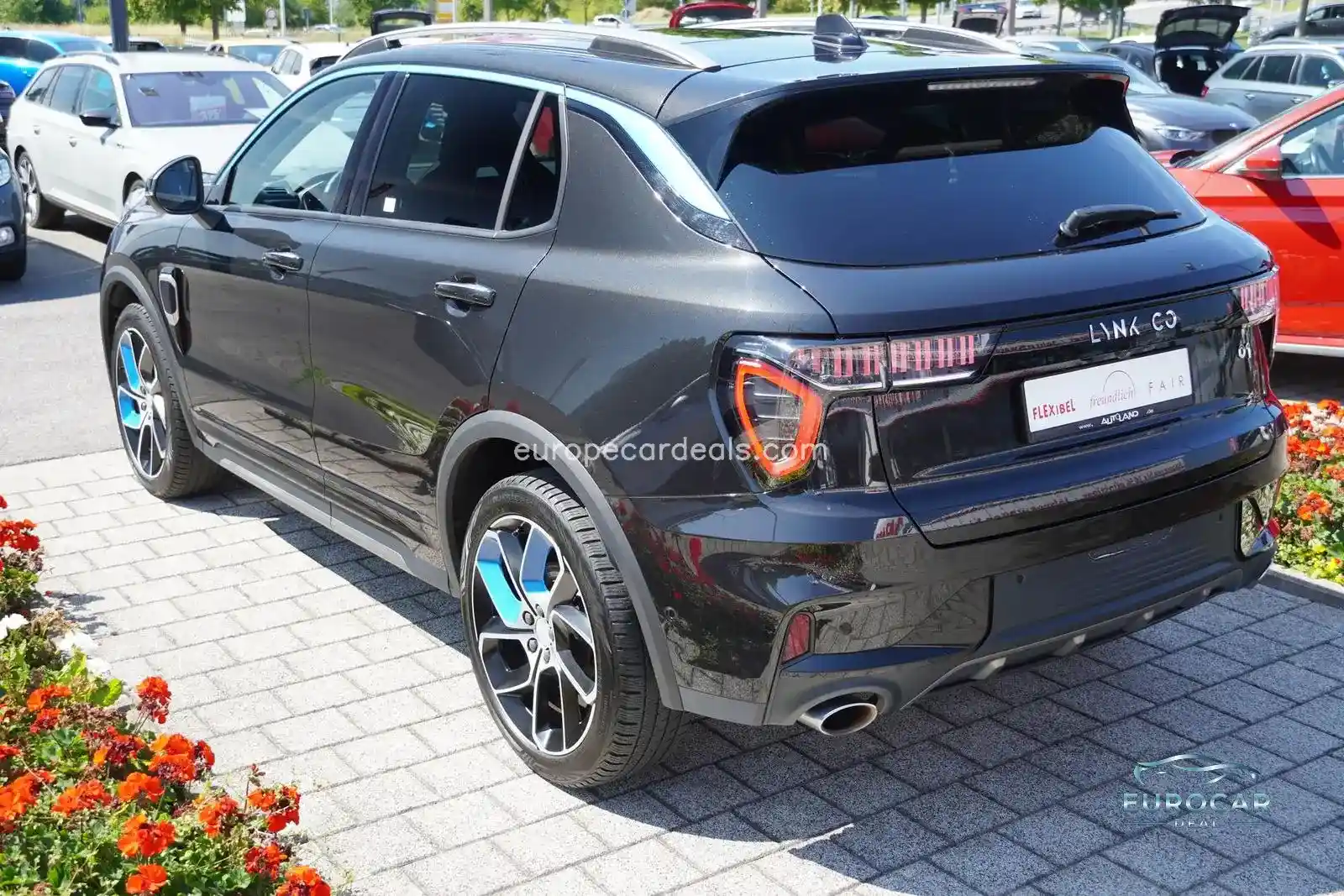 Lynk&Co 01