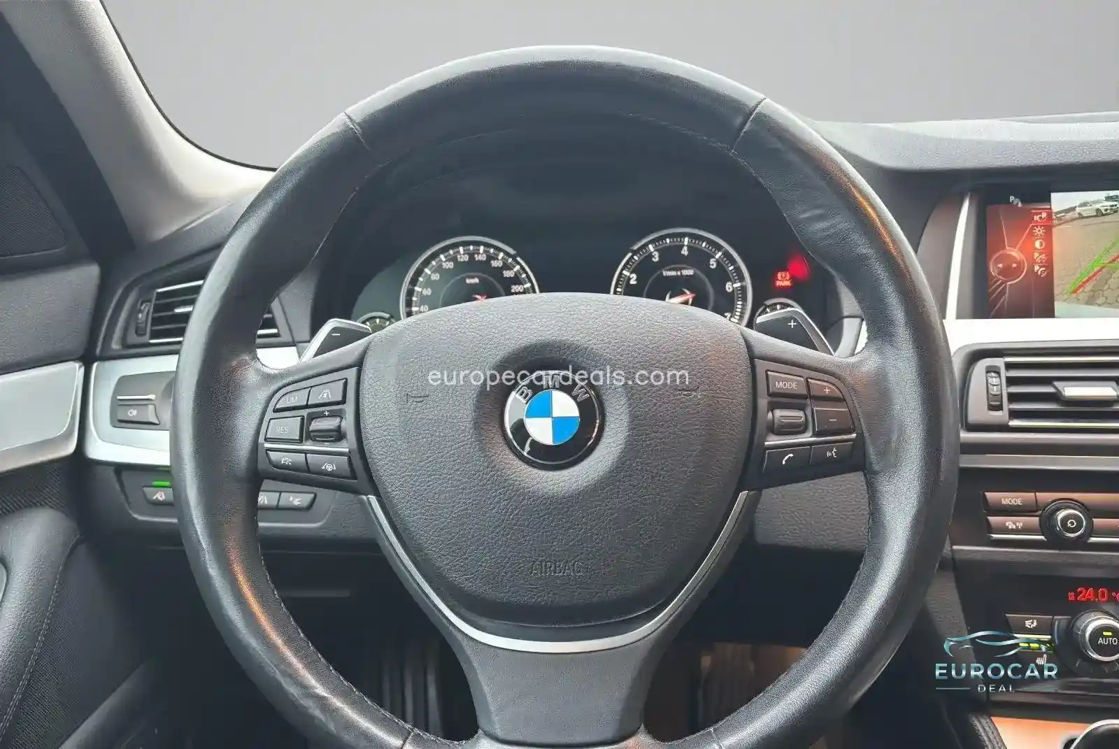 BMW 528