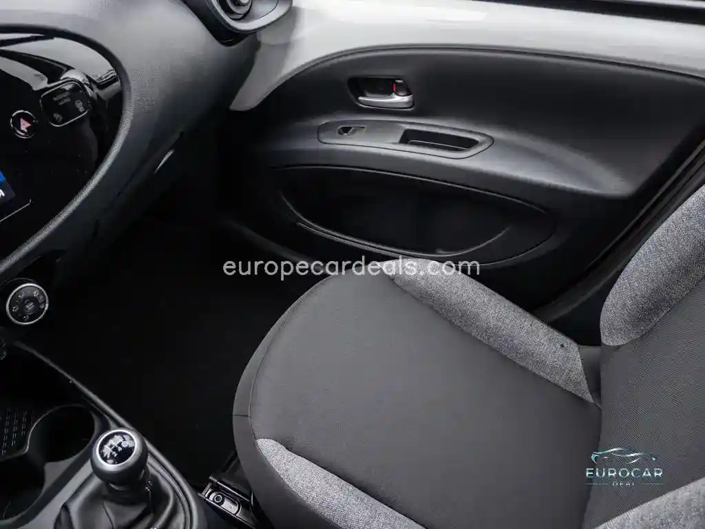Toyota Aygo (X)