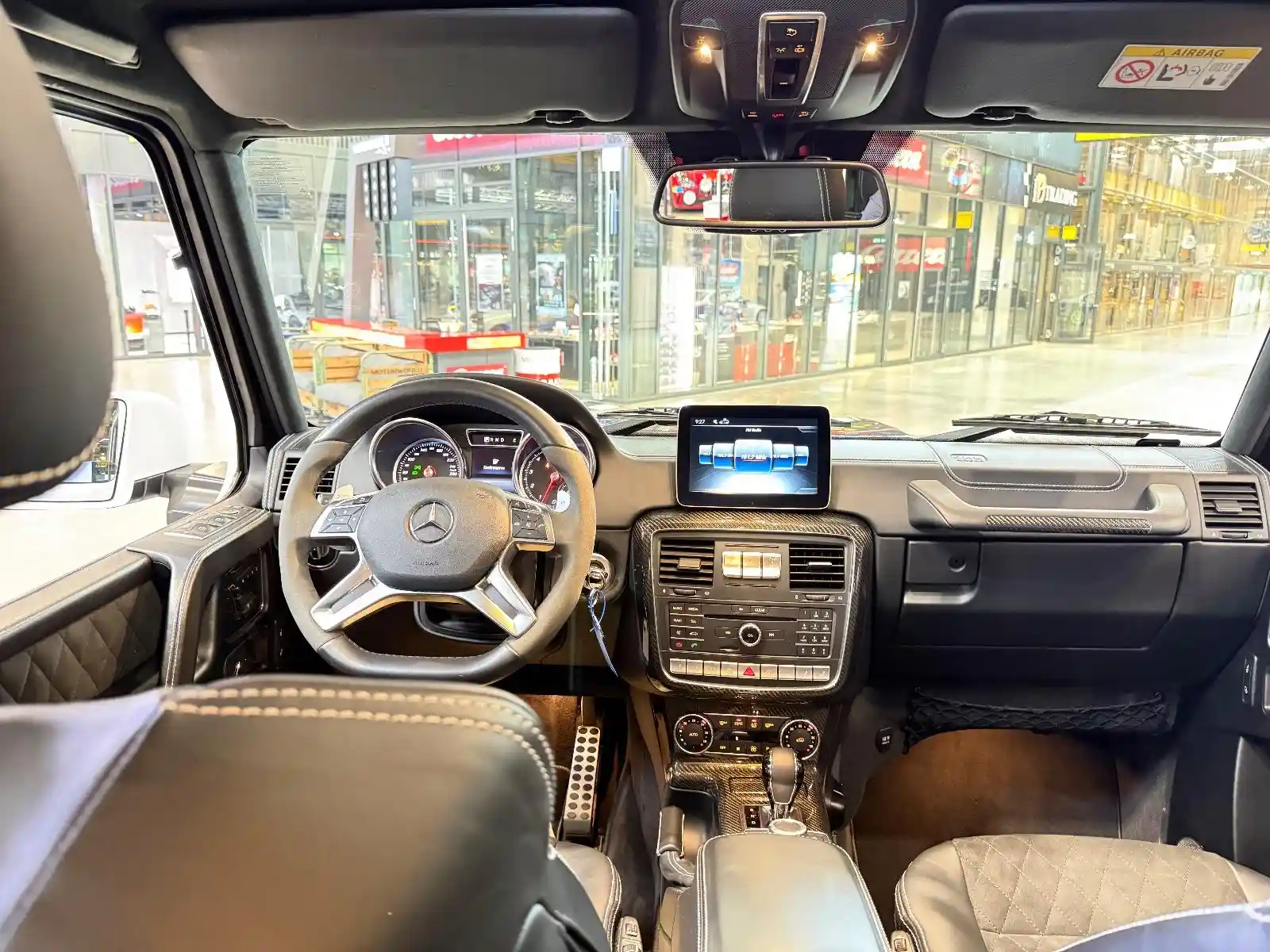 Mercedes-Benz G 500