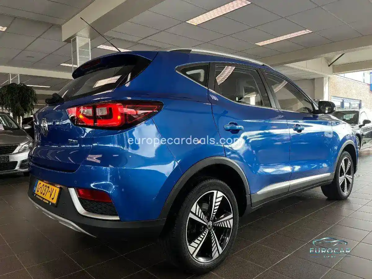 MG ZS
