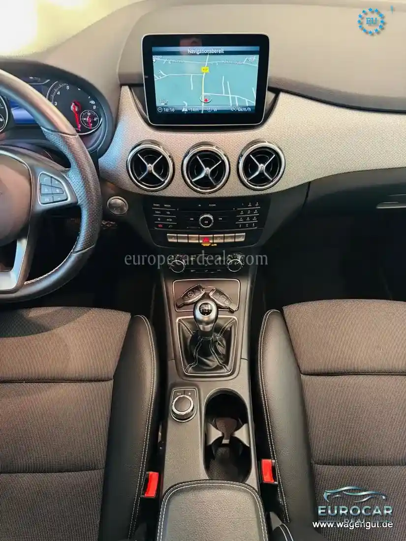 Mercedes-Benz B 200