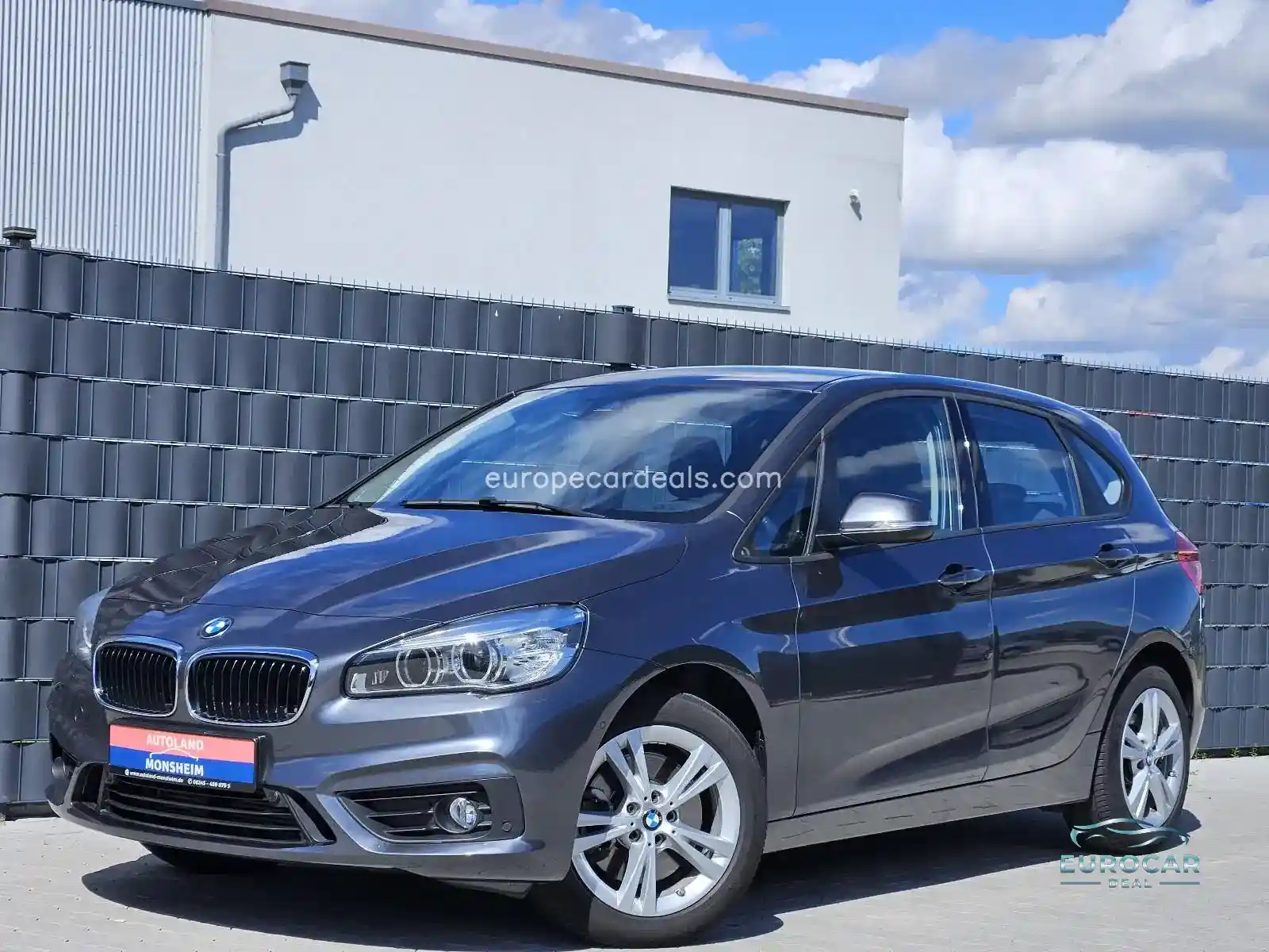 BMW 225