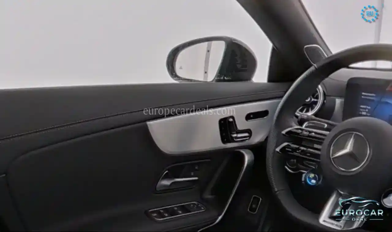 Mercedes-Benz CLA 35 AMG Shooting Brake