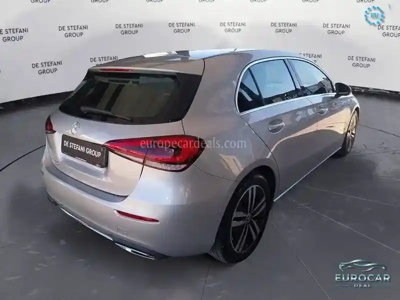 Mercedes-Benz A 180