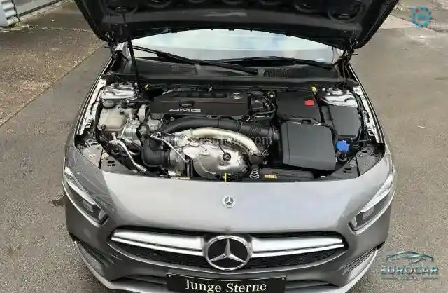 Mercedes-Benz A 35 AMG