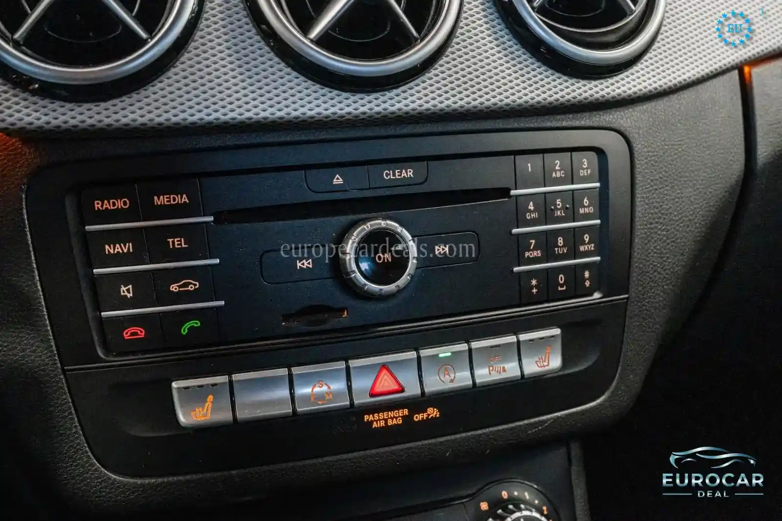 Mercedes-Benz B 180