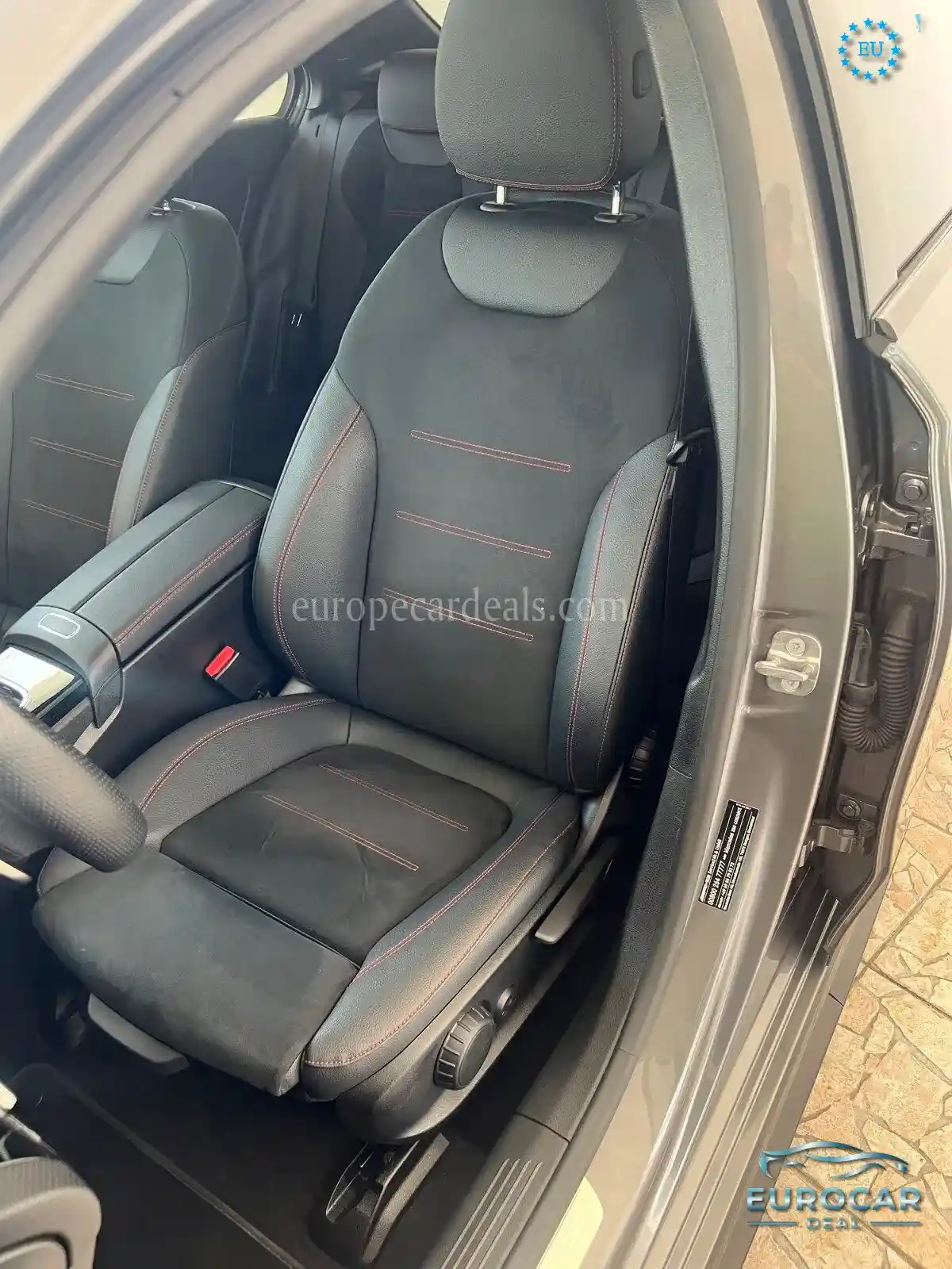 Mercedes-Benz A 35 AMG