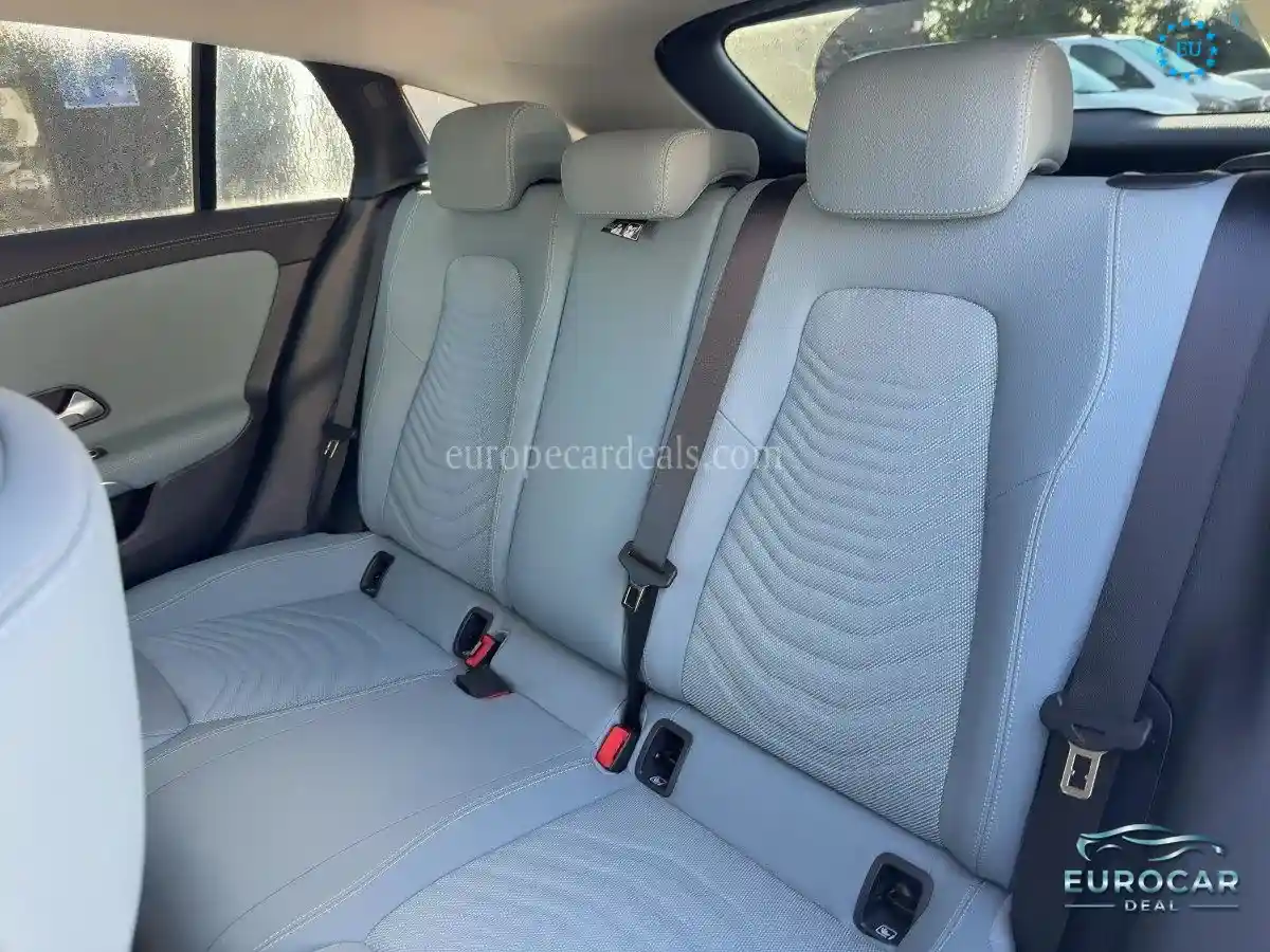 Mercedes-Benz CLA 180 Shooting Brake
