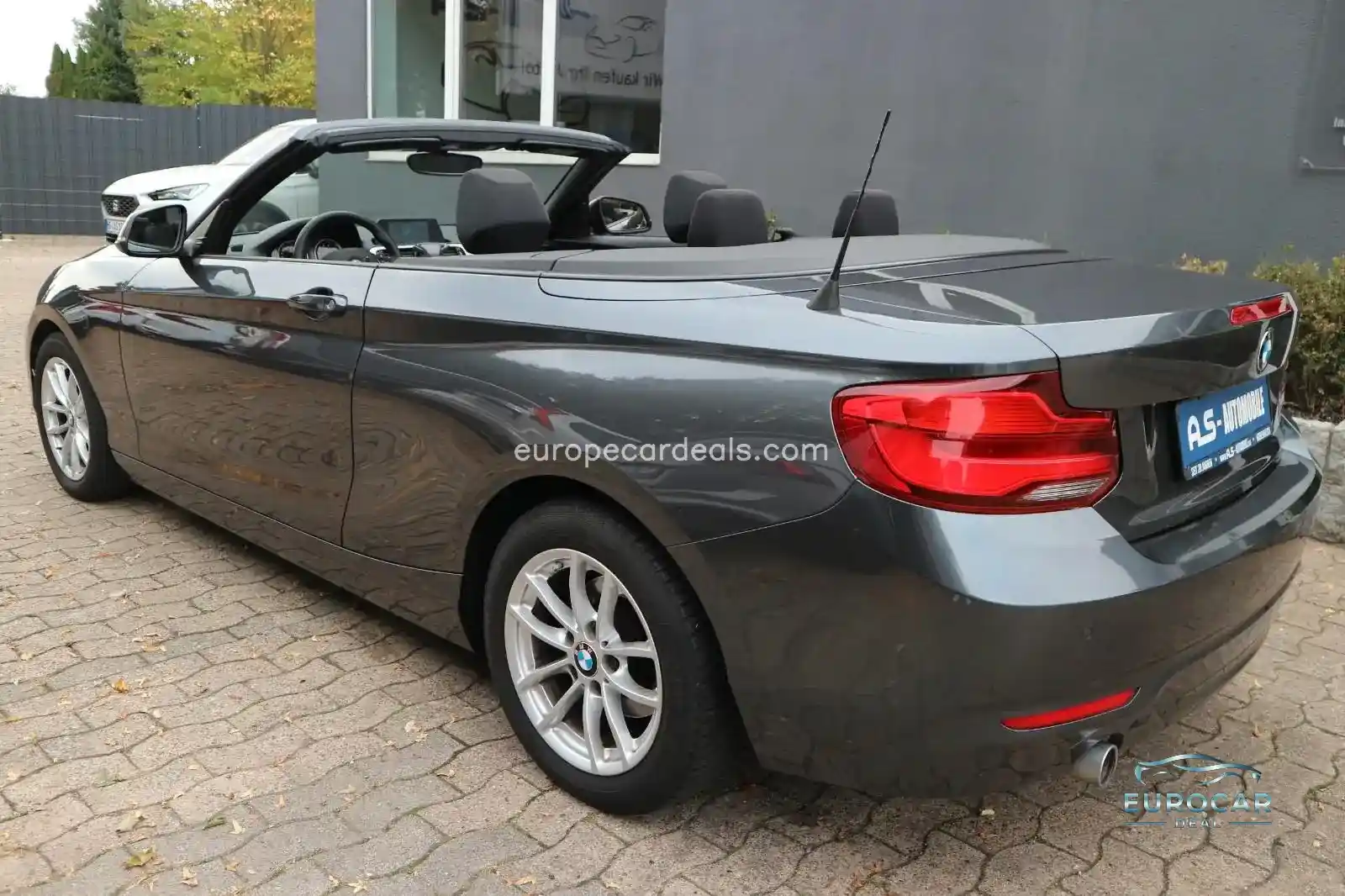 BMW 218