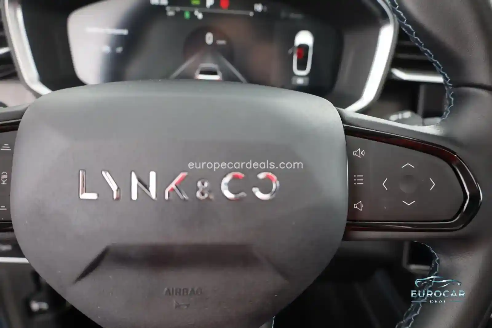Lynk&Co 01
