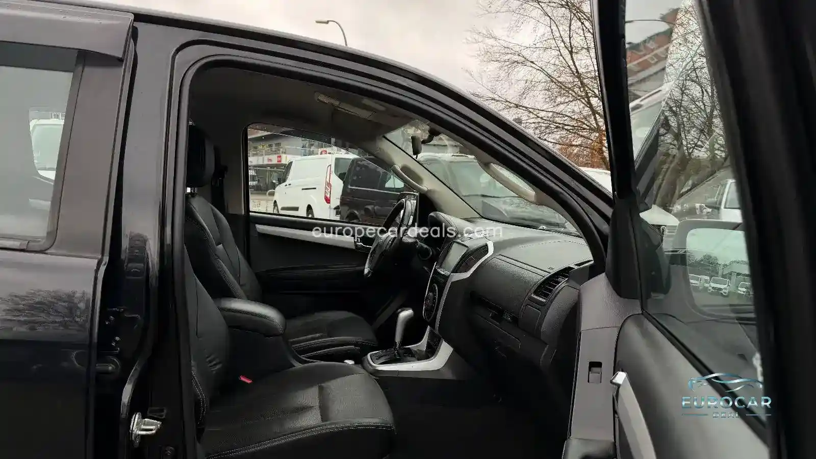 DOUBLE CAB 4WD LS AUTOM/LEDER/KAMERA/AHK