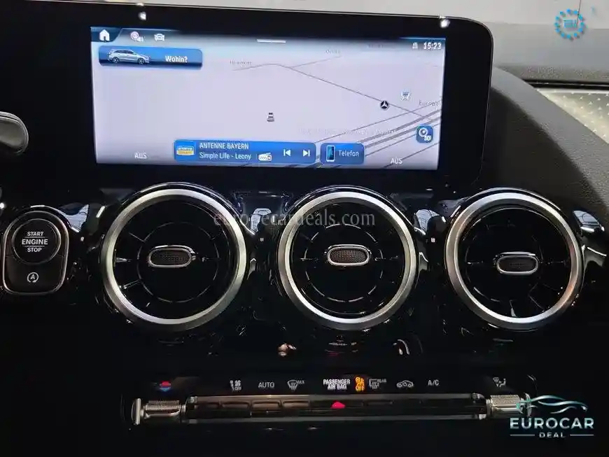 Mercedes-Benz B 200