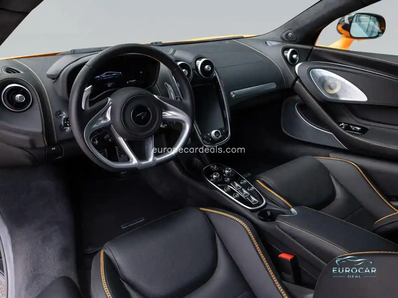McLaren GT