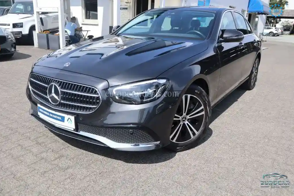 Mercedes-Benz E 220