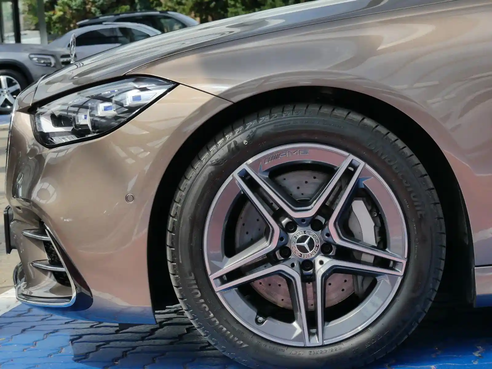 Mercedes-Benz S 500