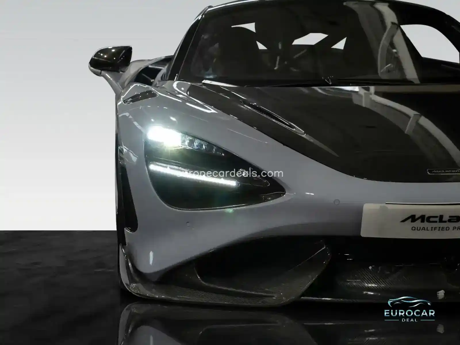 McLaren 765LT