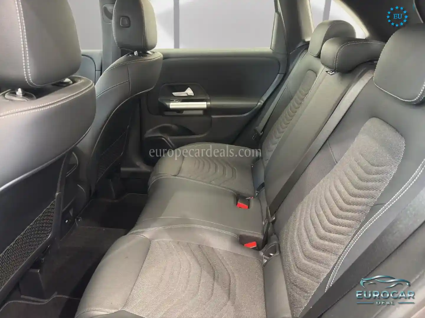Mercedes-Benz B 220