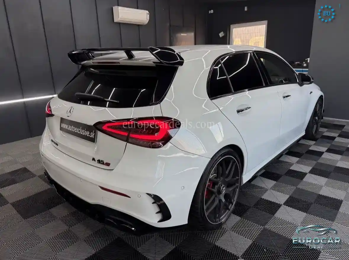Mercedes-Benz A 45 AMG