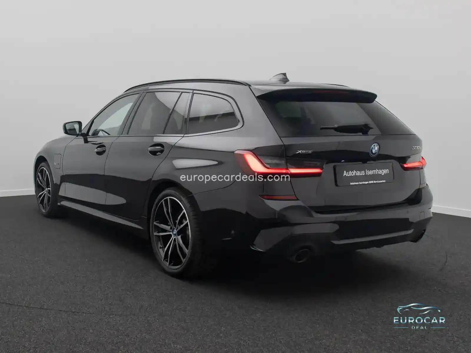 BMW 330