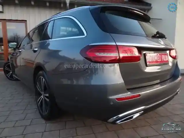 Mercedes-Benz E 400
