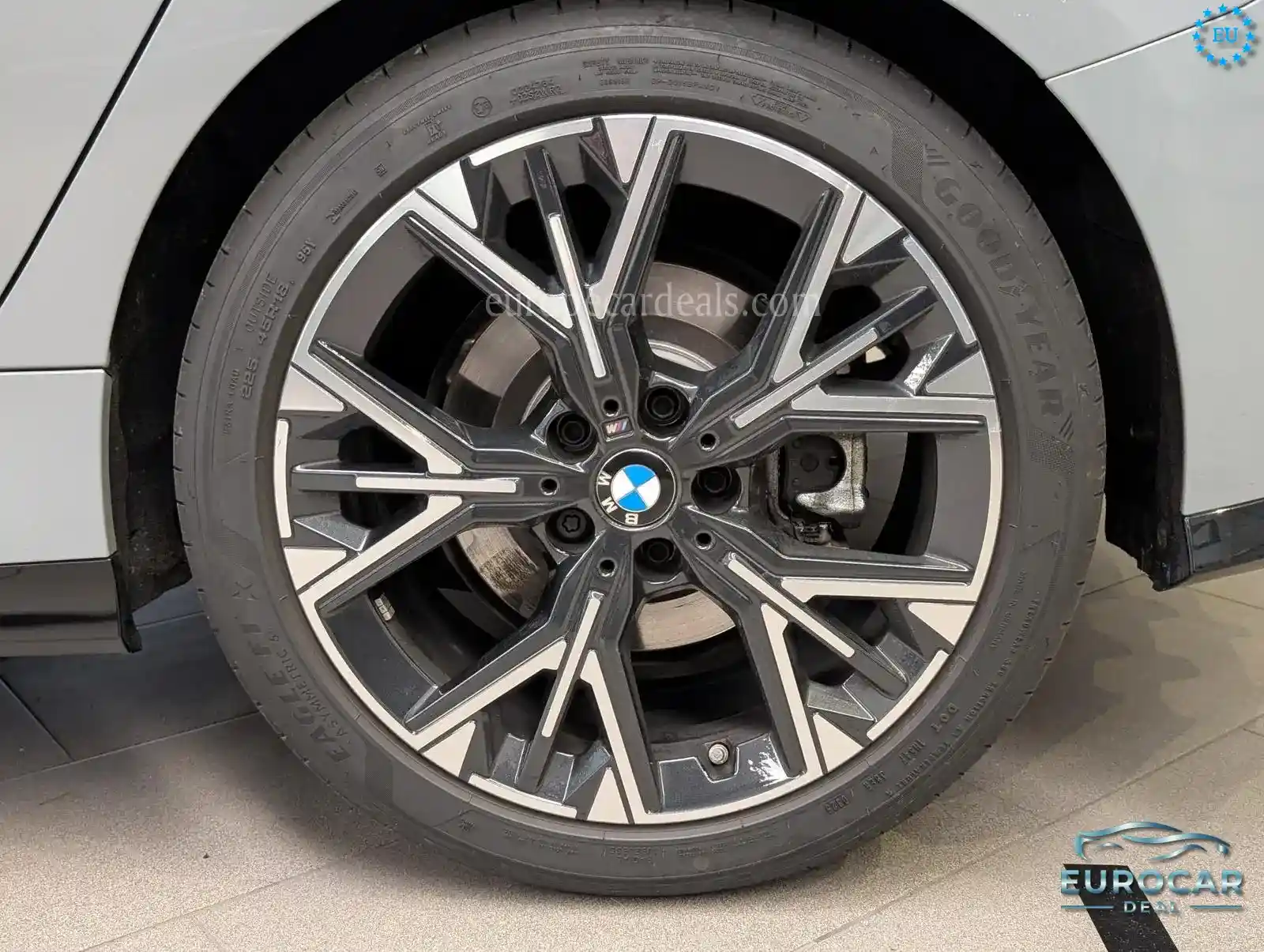 BMW 123
