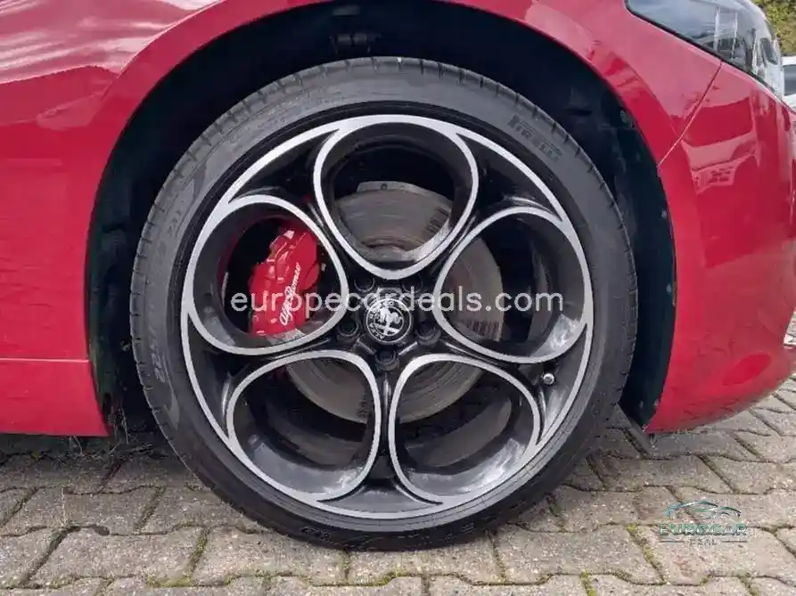 Alfa Romeo Giulia