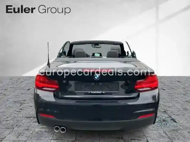 BMW 220