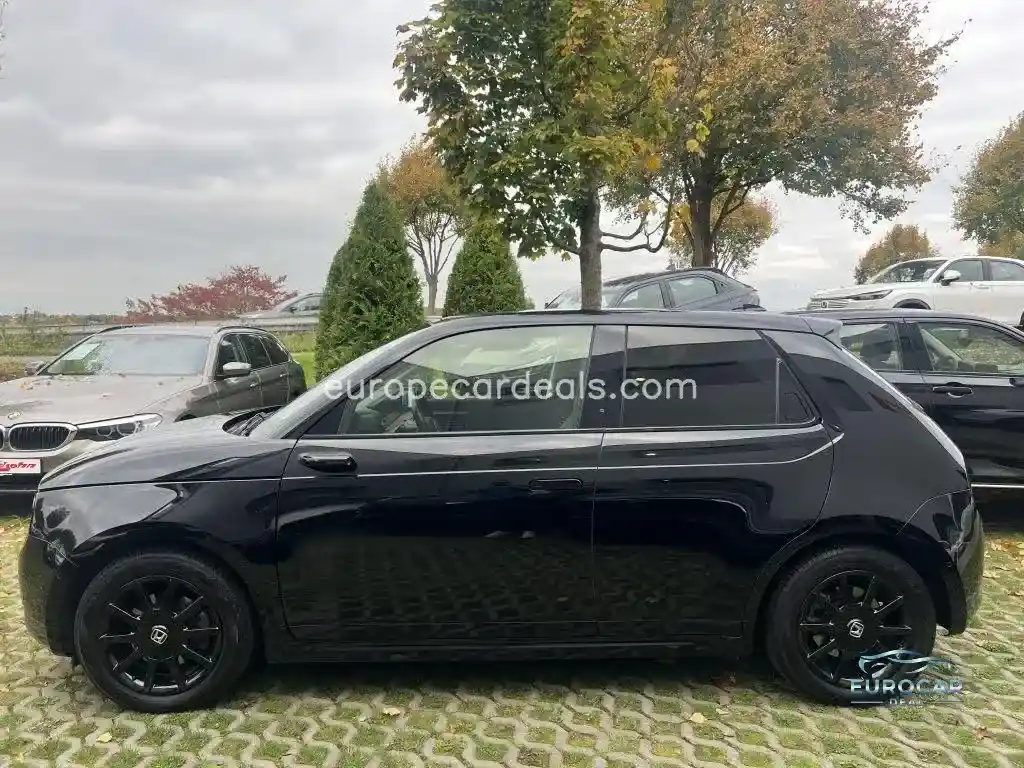 Honda e