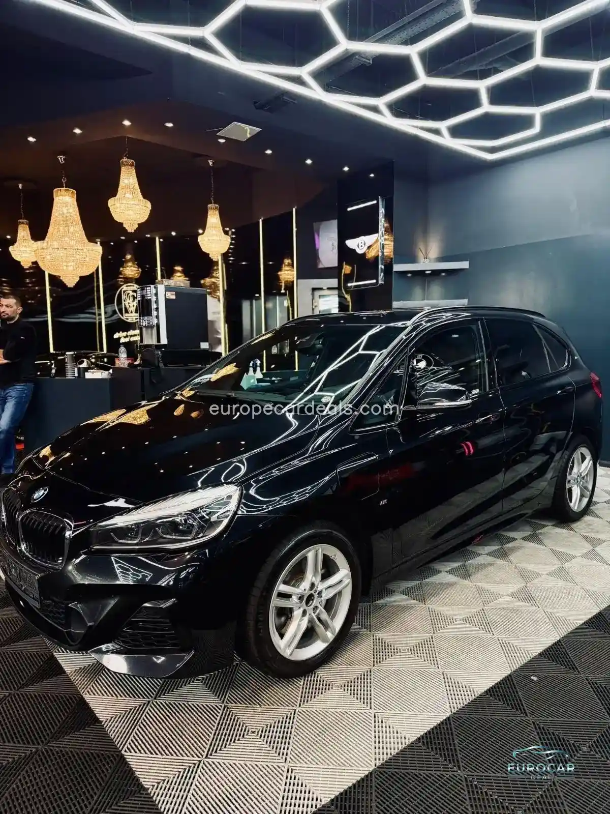 BMW 225