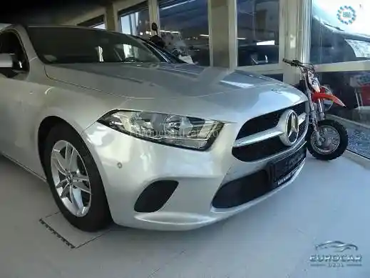 Mercedes-Benz A 160