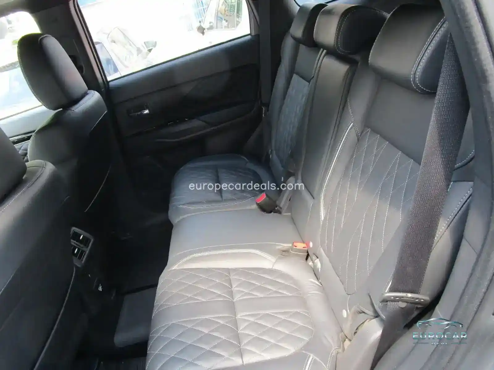 Mitsubishi Plug-in Hybrid Outlander