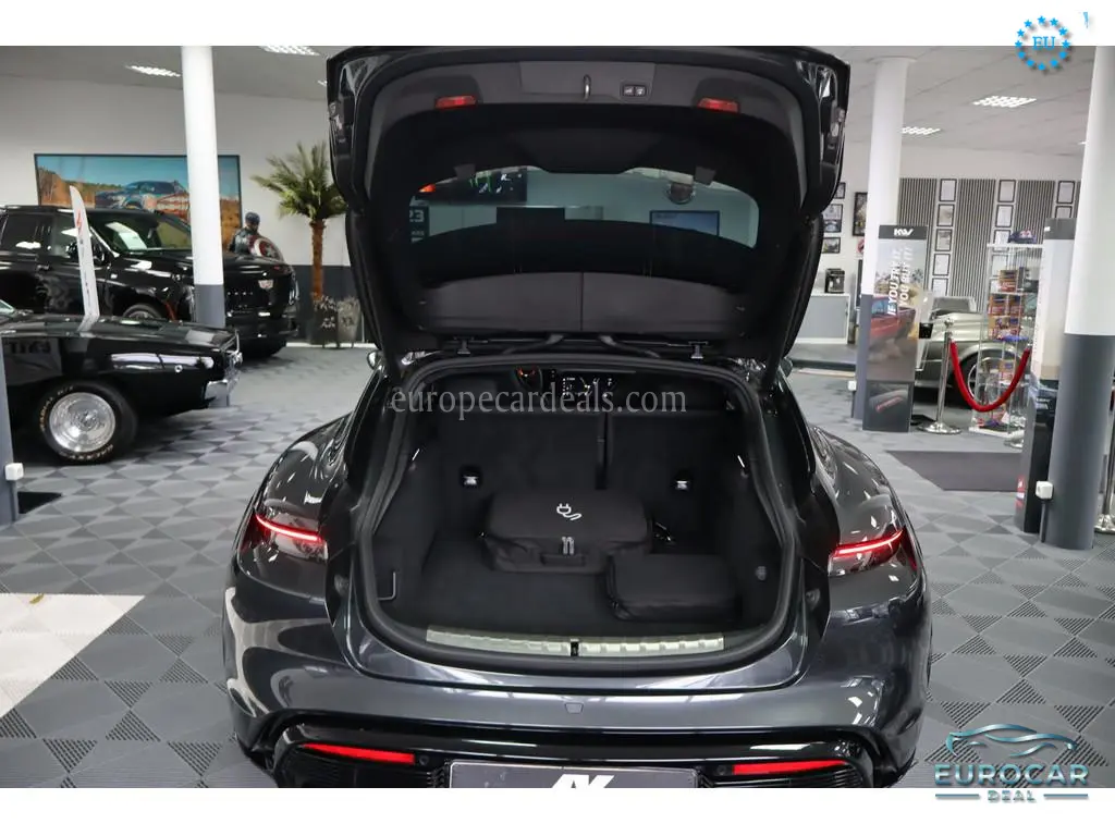 Porsche Taycan